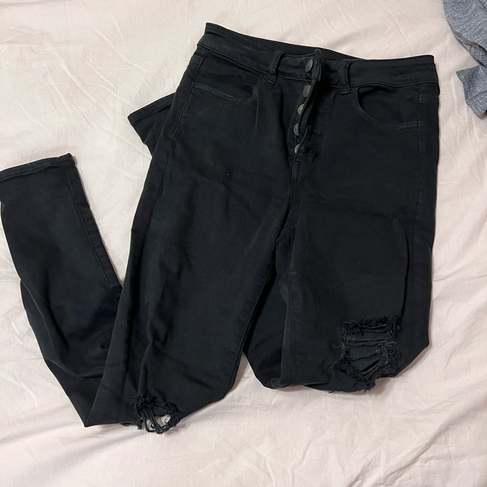 AE black ripped jeans